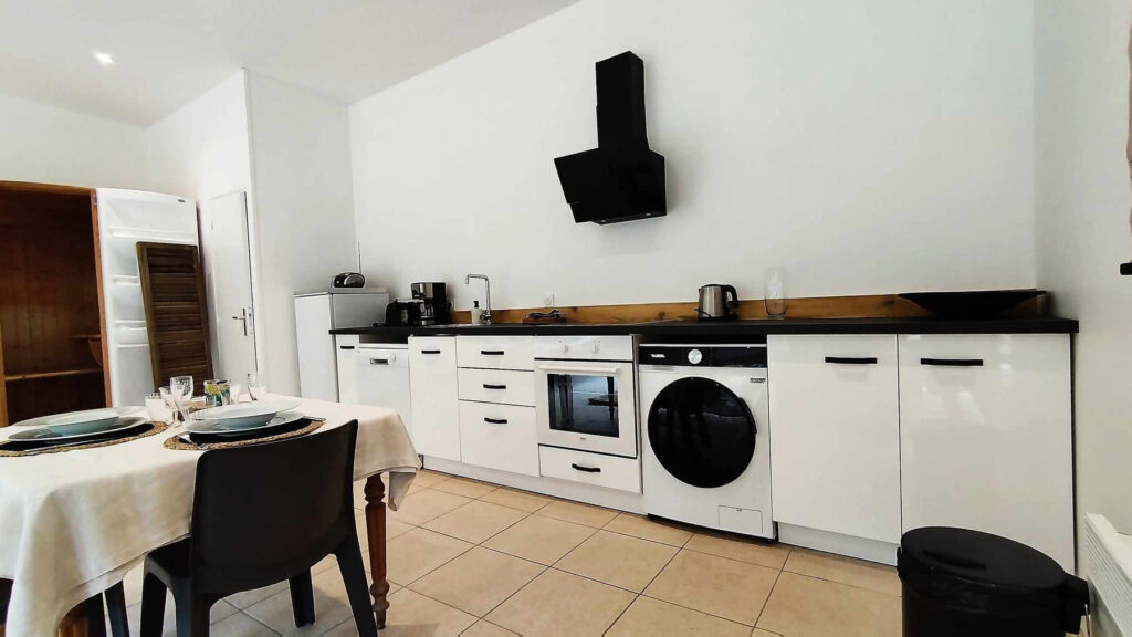 Domaine Celestins 450964305 435596376144012 5988652571691901195 n