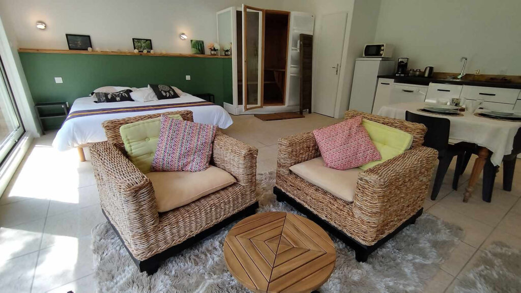 Domaine Celestins 451236798 513986164540063 2748149233059832086 n