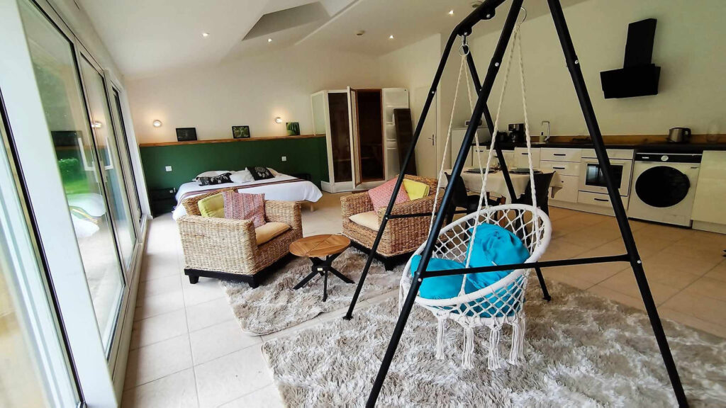 Domaine Celestins 451432453 498154672800238 5670914756517460817 n